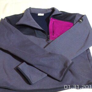 Ladies Medium Columbia Lodge Hybrid Pullover Top